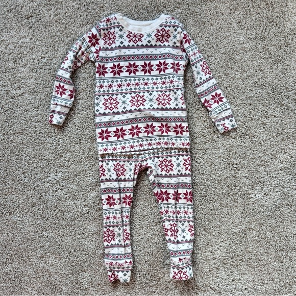 Carter's Little Planet Red & White Snowflake Pajama Set ChristmaSize 18 months - Picture 8 of 8